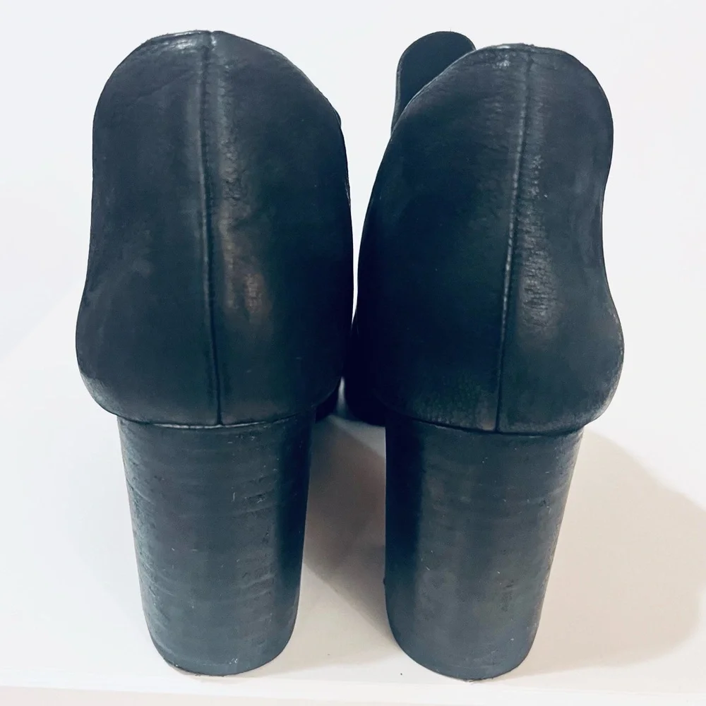 Eileen Fisher Black Nubuck Leather Heeled  Ankle Boots Sz 6